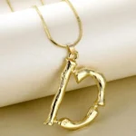 pendentif lettre initial en diamants