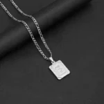 collier argent avec pendentif lettre