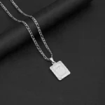 collier argent avec initial