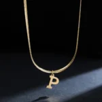 pendentif lettre A en or 18k