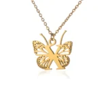 pendentif lettre initial papillon bijou tendance