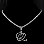 collier avec pendentif prémonitoire initial Hop Hop