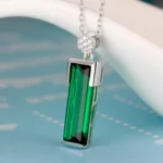 Pendentif Émeraude Géométrique